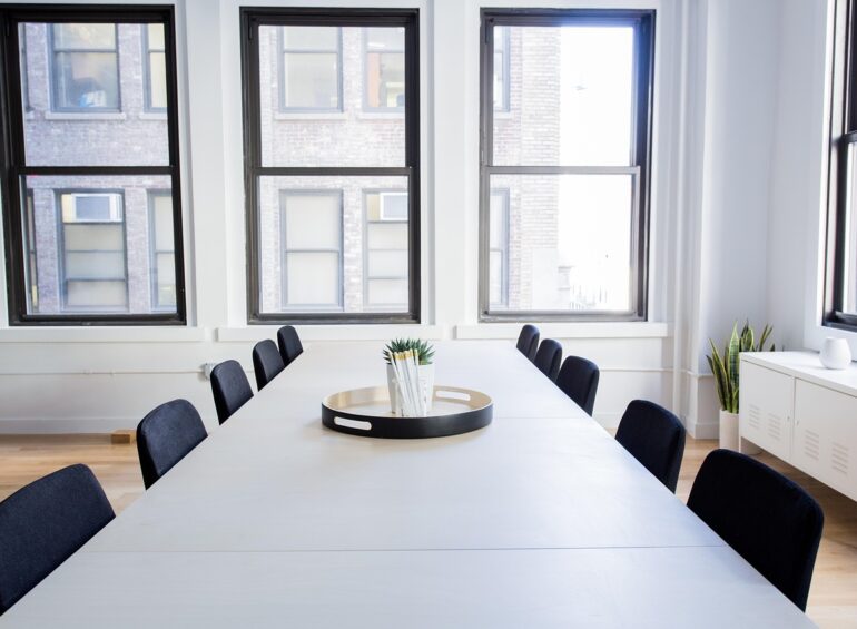 Gdzie kupić dobrej jakości meble biurowe